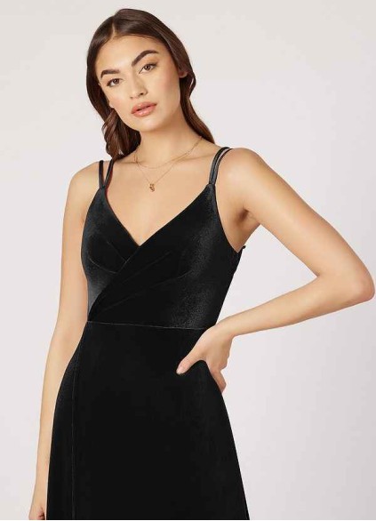Stenaus Hapa Velvet Dress Stenaus Hapa Velvet Dress