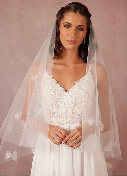 Rosalyn Veil Rosalyn Veil